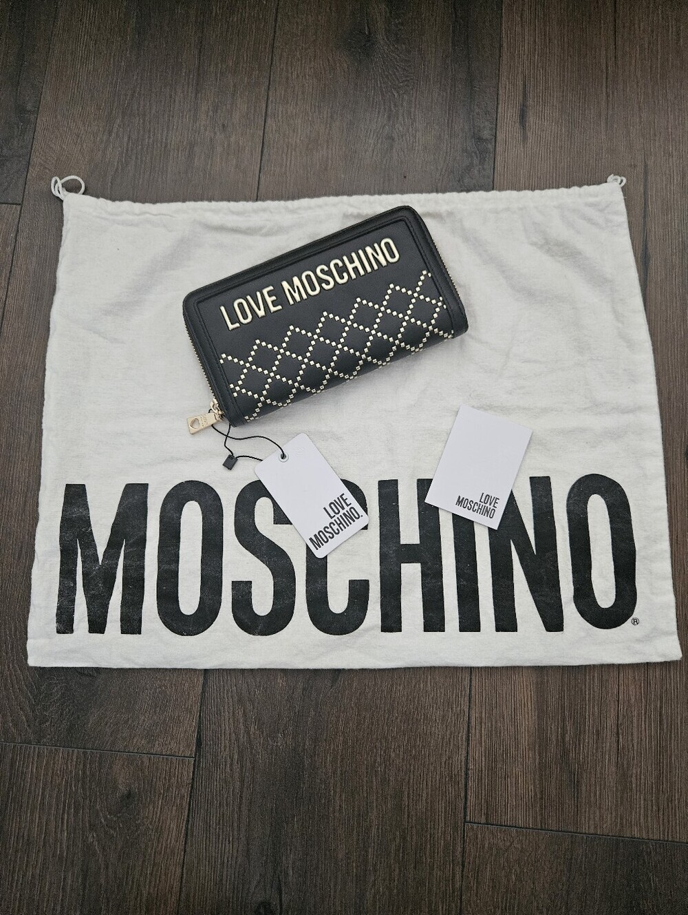 NWT LOVE MOSCHINO Portafogli Pu Nero Studded Zip Wallet + MOSCHINO Dustbag